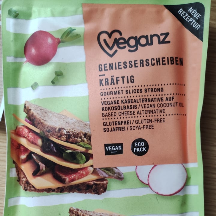 photo of Veganz Genießerscheiben Kräftig - neue Rezeptur shared by @giups on  17 Aug 2022 - review