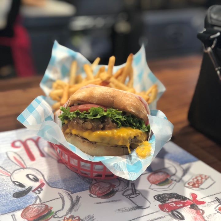 review photo of Monty's Good Burger Double Burger with Cheese + Tots shared by @kaitlynax on 01 May 2020 - review