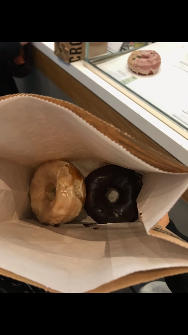 photo of Crosstown Marylebone - Vegan Doughnuts & Coffee Vegan Doughnuts shared by @animalliberation on  24 Jan 2020 - review