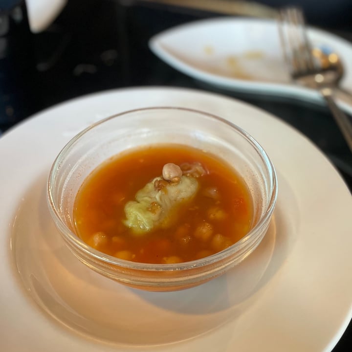 photo of Joie Clear Tomato soup with Garbanzo shared by @applepancakes on  10 Sep 2021 - review