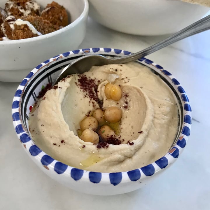 photo of Fairouz Hummus shared by @carmelau on  23 May 2021 - review