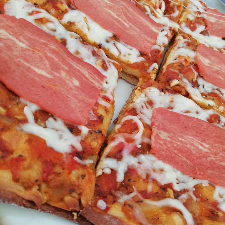 review photo of Vegan Nutrition Lonchas Veganas Estilo Bacon shared by @copito on 08 Dec 2021 - review