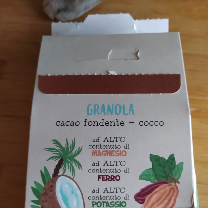 photo of Ambrosiae Granola cacao fondente - cocco shared by @rosy71 on  11 Feb 2022 - review
