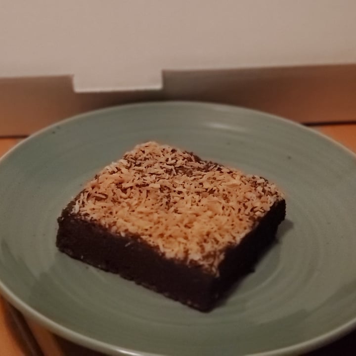 review photo of Hildegard's Bakery Vegan Coconut Brownie shared by @araenae on 24 Dec 2020 - review