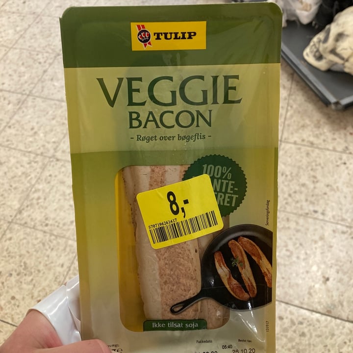 photo of Tulip Veggie bacon shared by @frederikbuhrmann on  22 Dec 2020 - review