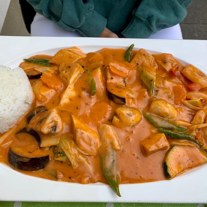 review photo of Well Being Restaurant Red curry with eggplant shared by @petermil on 24 Aug 2021 - review