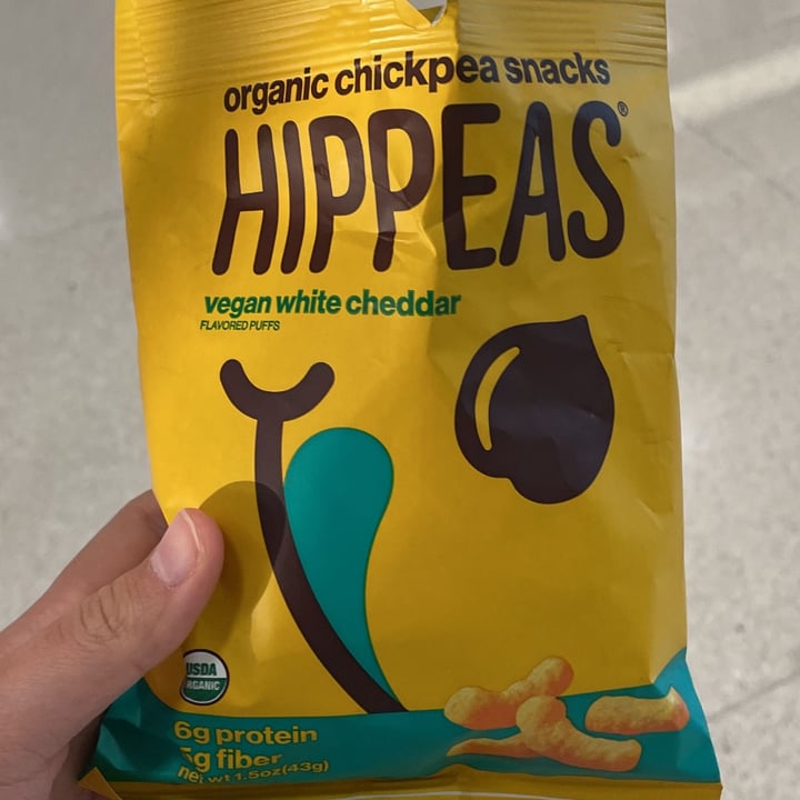 review photo of Hippeas Vegan White Cheddar Organic Chickpea Puffs shared by @betsyfrank94 on 16 Mar 2022 - review
