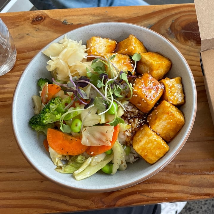 photo of &SUSHI Newmarket Teriyaki Tofu Don shared by @lukapesic on  12 Dec 2022 - review