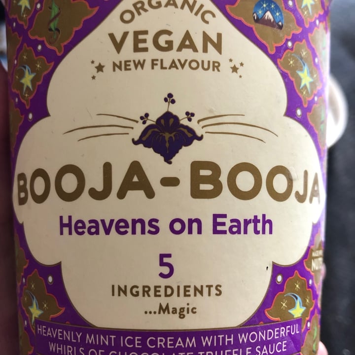 photo of Booja-Booja Heaven on Earth Mint Chocolate Ice-cream shared by @cloudnineberry on  12 May 2020 - review