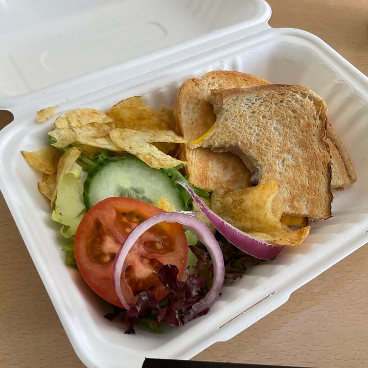 photo of The Hub Cafe Vegan cheese toastie shared by @lawriephipps on  19 Mar 2022 - review