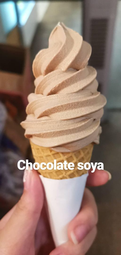 photo of Mr Bean Chocolate Soya Ice Cream shared by @sceynthiear on  16 Nov 2019 - review