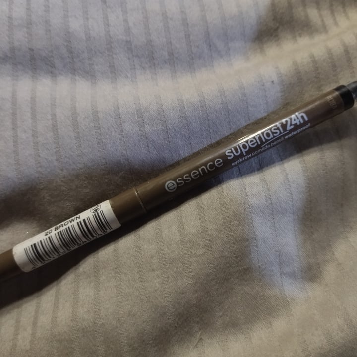 review photo of Essence Cosmetics Superlast 24hr Eyebrow Pomade Pencil Waterproof shared by @jeanine3 on 13 Aug 2022 - review