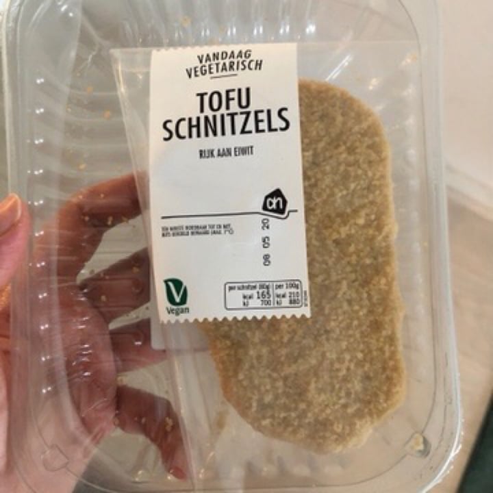 photo of Albert Heijn AH Tofu Schnitzel shared by @tashadm on  22 Apr 2020 - review