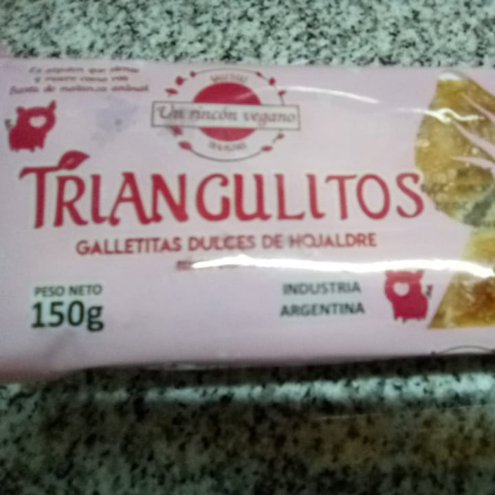 photo of Un Rincón Vegano Triángulitos De Hojaldre shared by @stelladequilmes on  17 Mar 2022 - review