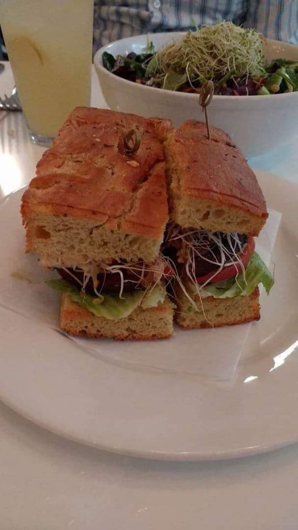 Photo of the dish “Vegan Cheese Burger”