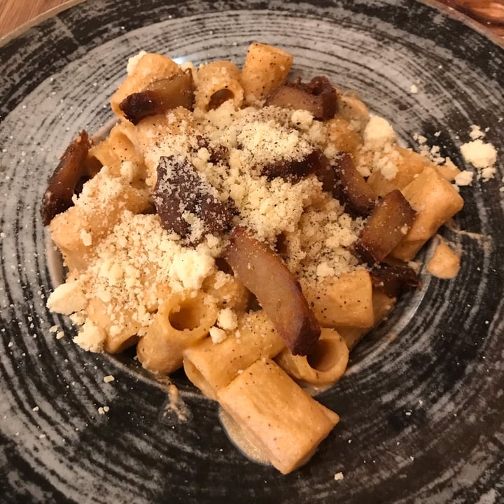 photo of Rifugio Romano Mezzamanica Alla Gricia Vegan shared by @ariannaspinelli on  16 Jun 2022 - review