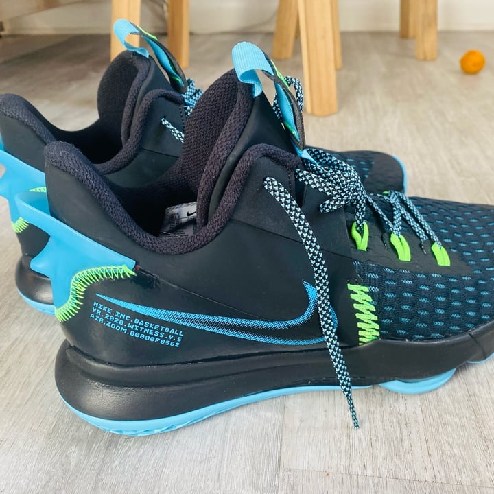 photo of Nike Nike LeBron 5 shared by @santo-vegano on  09 Jan 2022 - review