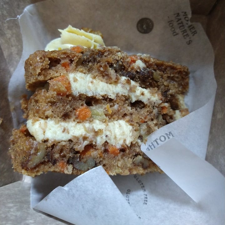 review photo of Let it V - Delivery & Take Away Carrot cake shared by @camibrandan on 11 Aug 2022 - review