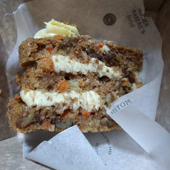 photo of Let it V - Delivery & Take Away Carrot cake shared by @camibrandan on  11 Aug 2022 - review