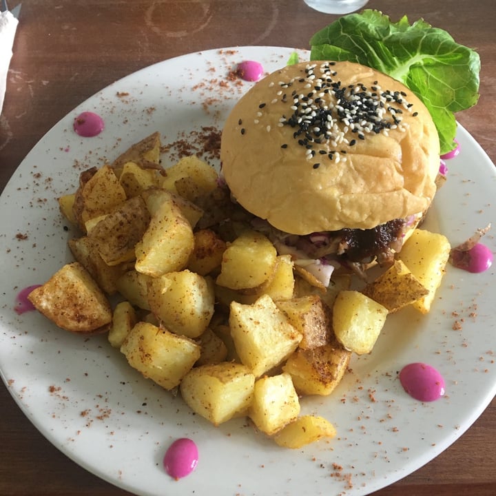 review photo of MOLA Pulled Starkiller shared by @sofcarena on 20 Dec 2020 - review