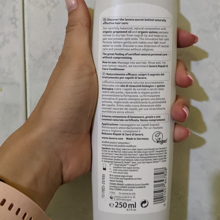 review photo of Lavera Naturkosmetik Shampoo repair shared by @holymarta on 18 Sep 2022 - review