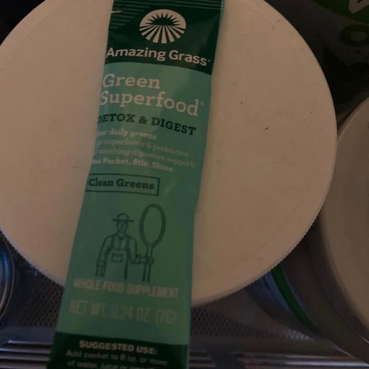 photo of Amazing Grass Wheat grass shared by @papiisgoingvegan on  29 Jun 2020 - review