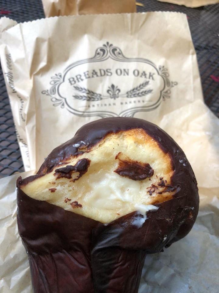 review photo of Breads On Oak Boston Cream filled Brioche shared by @sparkle1331 on 29 Aug 2019 - review