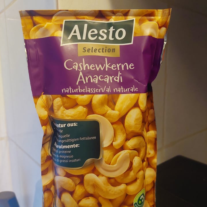review photo of Alesto Anacardi shared by @witch95 on 24 Jan 2022 - review