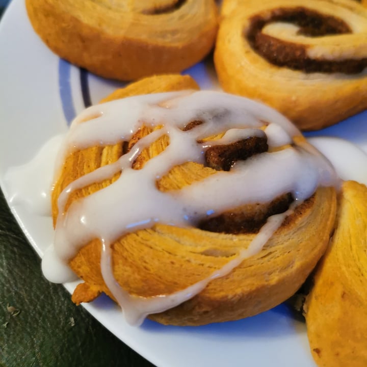 photo of Jus-Rol™ Jus rol cinnamon swirls dough shared by @transbino on  17 Apr 2021 - review