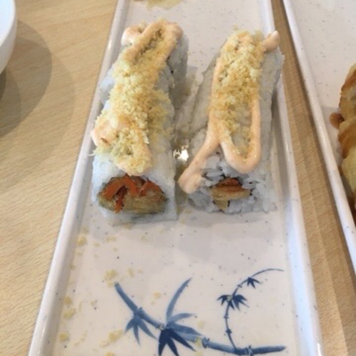 review photo of Veggie House Sweet potato Roll shared by @dlyubner on 27 Jul 2020 - review