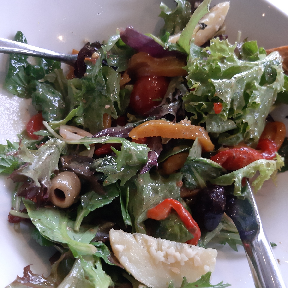 PAYA LEBAR QUARTER BISTRO Garden Salad Reviews abillion