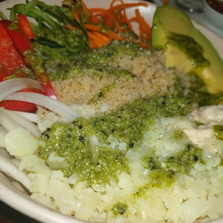 photo of Doppio Zero Bassonia Healthy Quinoa Bowl shared by @anomaloustrin on  14 Dec 2021 - review