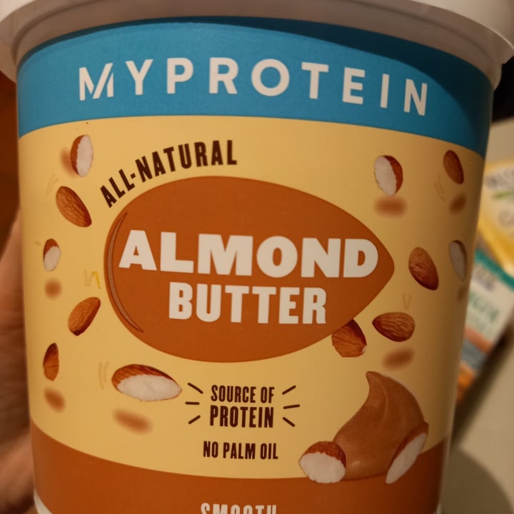 photo of Almond butter smooth Almond butter shared by @chiaveg on  09 Apr 2022 - review