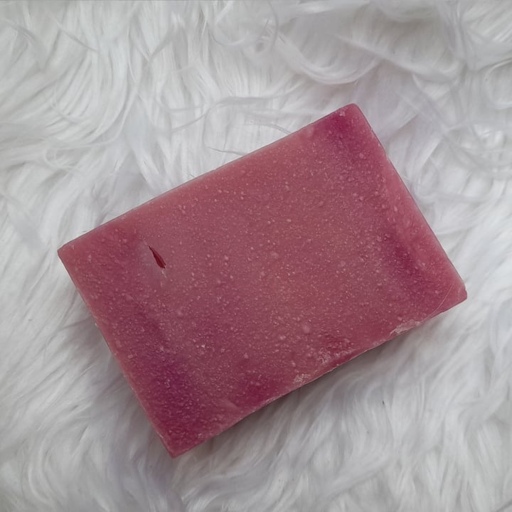 photo of Sys cosmetica natural Jabón Rosa de Mosqueta shared by @angela78 on  05 Feb 2021 - review