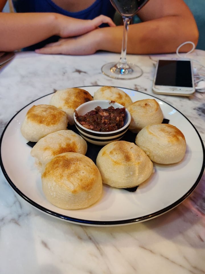 photo of PizzaExpress Dough Balls 'PizzaExpress' shared by @hownowbrownkow on  14 Aug 2019 - review