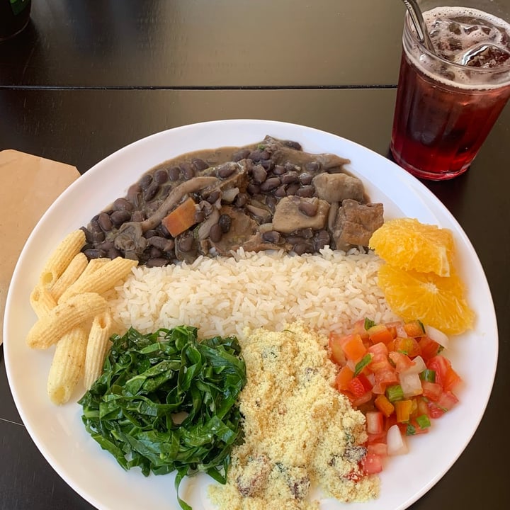 review photo of Mandala - Cozinha vegetal feijoada shared by @larakuerten on 04 Jun 2022 - review
