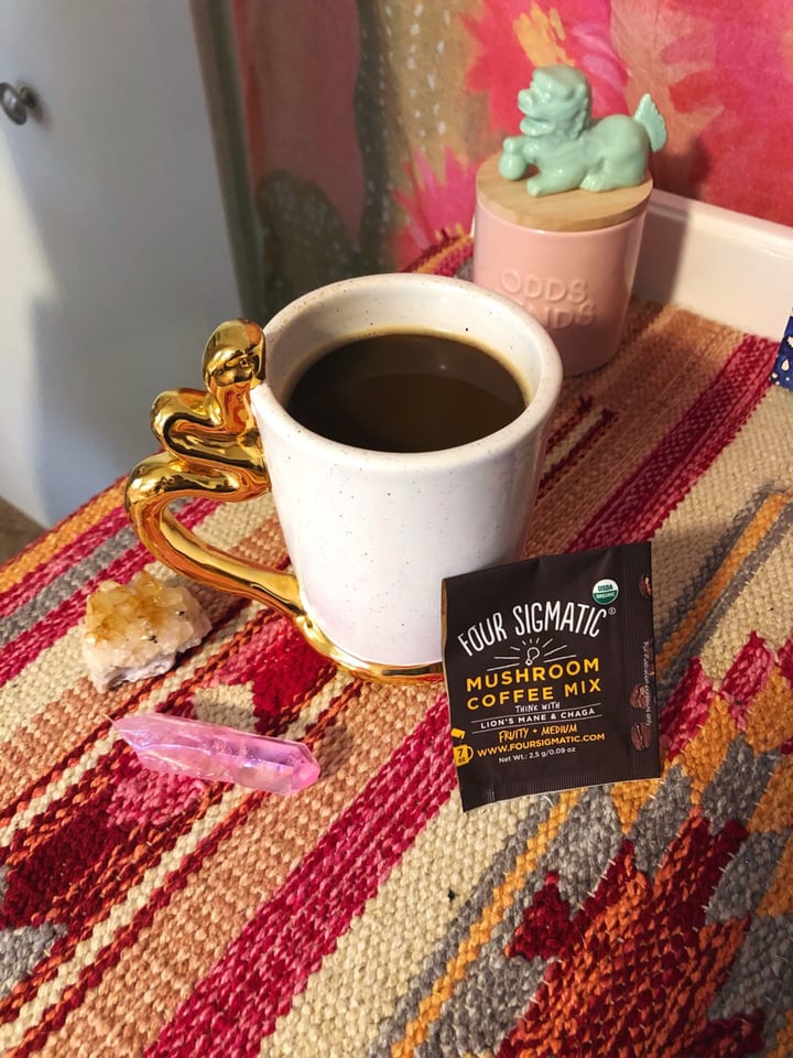 review photo of Four Sigmatic Mushroom Coffee With Lion’s Mane & Chaga shared by @strawberryskulls on 12 Jan 2020 - review
