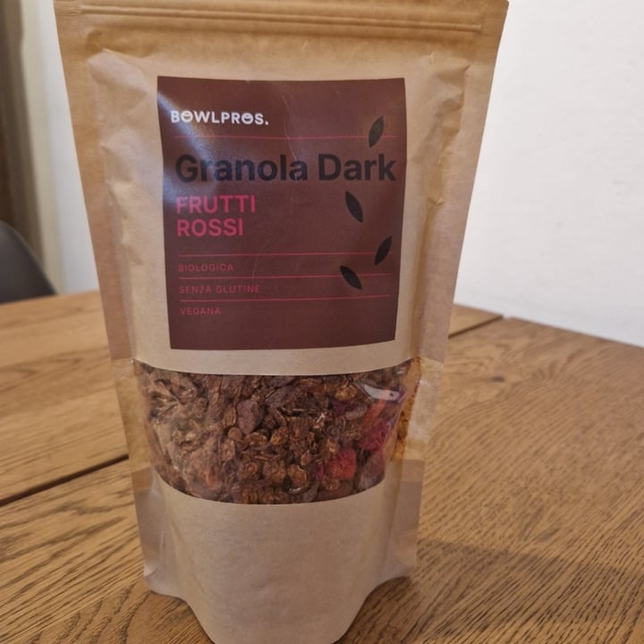 photo of Bowlpros Granola dark frutti rossi shared by @aliceali on  02 Aug 2022 - review