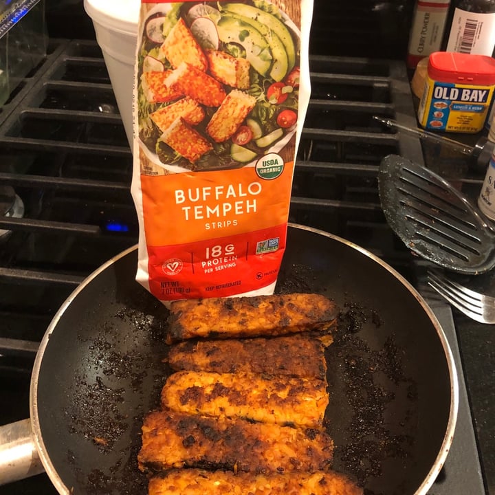 review photo of Lightlife Buffalo Tempeh Strip shared by @mariadelpaso on 08 Sep 2020 - review
