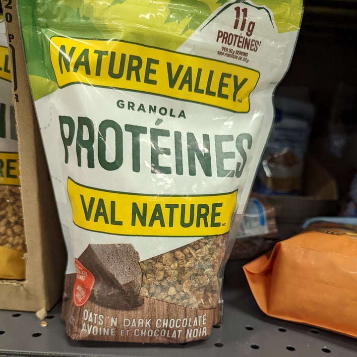 photo of Nature Valley Protein Granola shared by @matteh on  01 Dec 2022 - review