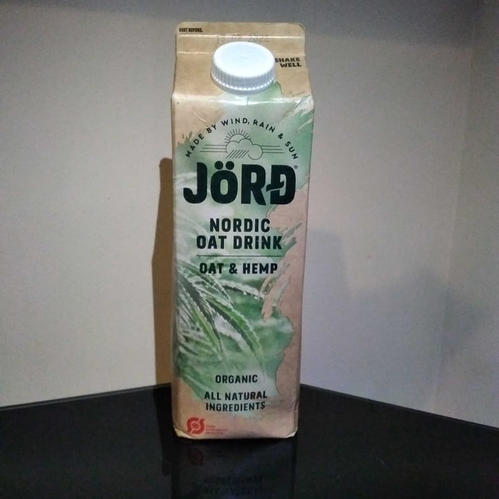 photo of Jörd NORDIC OAT DRINK OAT & HEMP shared by @rachaeljones on  13 Feb 2022 - review