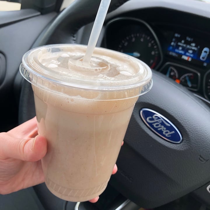 photo of Oasis Vegan Veggie Parlor Sea Moss Smoothie shared by @rlovett on  04 Jun 2020 - review