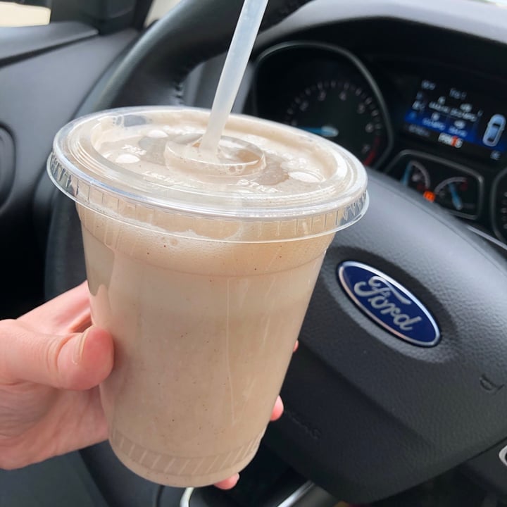 review photo of Oasis Vegan Veggie Parlor Sea Moss Smoothie shared by @rlovett on 04 Jun 2020 - review