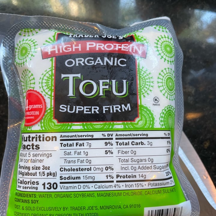 photo of Trader Joe's High Protein Organic Super Firm Tofu shared by @isabella-richter on  22 Mar 2022 - review