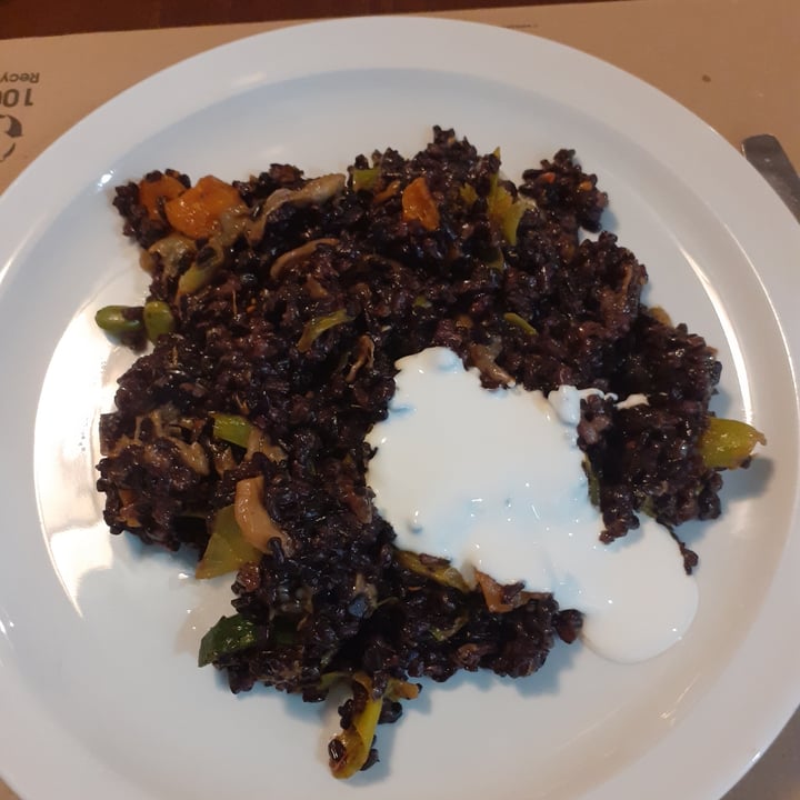 review photo of Restaurant l'Hortet arroz negro con verduras shared by @nuvi on 03 Aug 2022 - review