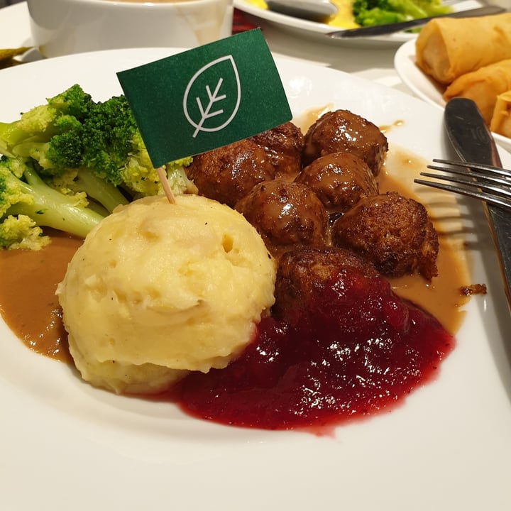 photo of IKEA Tampines Plant Balls shared by @hermainesay on  15 May 2021 - review