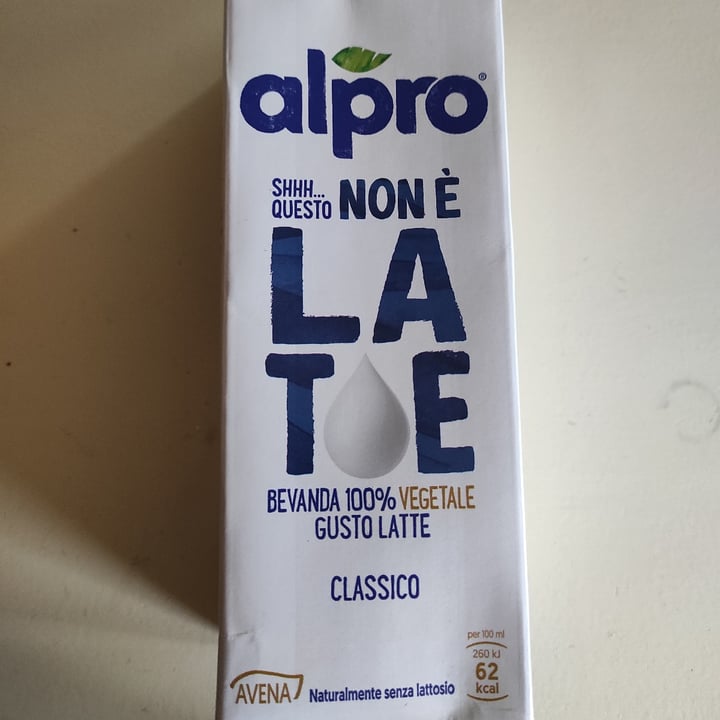 photo of Alpro This is Not Milk Classic Questo Non è Late Classico shared by @monyveg on  22 Jul 2022 - review