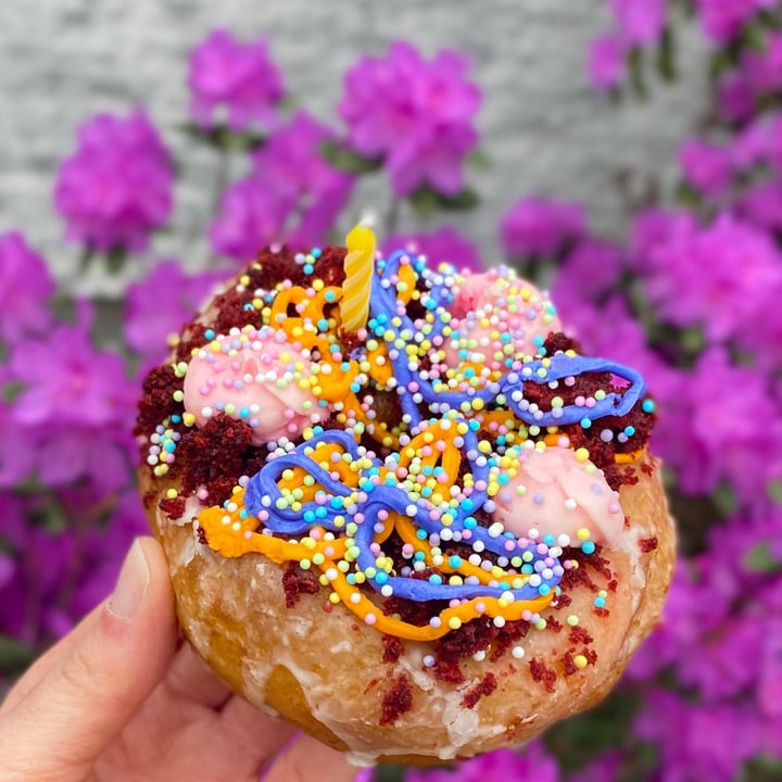 photo of Blush Bakeshop Funfetti donut shared by @amz8893 on  09 Jun 2021 - review