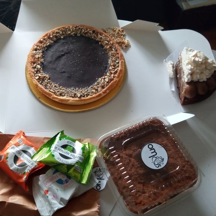 photo of OM - Vegan Coffe Shop & Beer Chocotorta shared by @unicorniovegano on  29 Oct 2020 - review