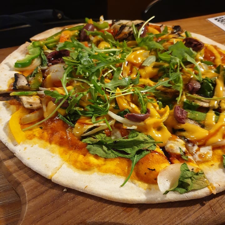 photo of Genius Central Singapore Vegetarian Pizza shared by @hermainesay on  22 Feb 2021 - review